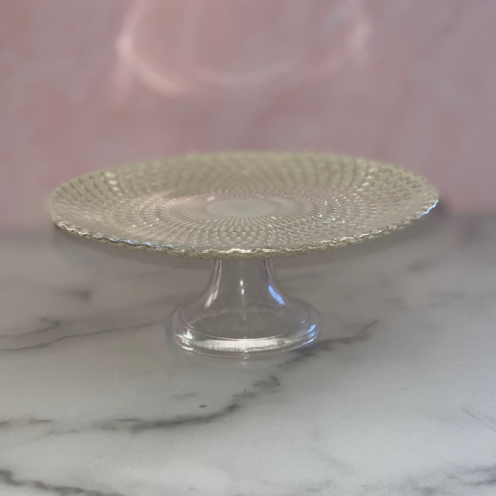 Vintage style mini cake serving plate